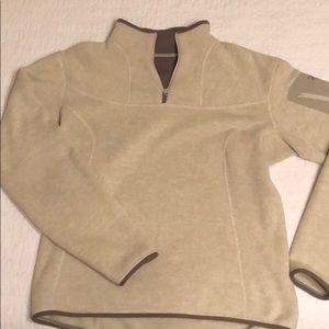 ARCTERYX mock turtleneck pullover